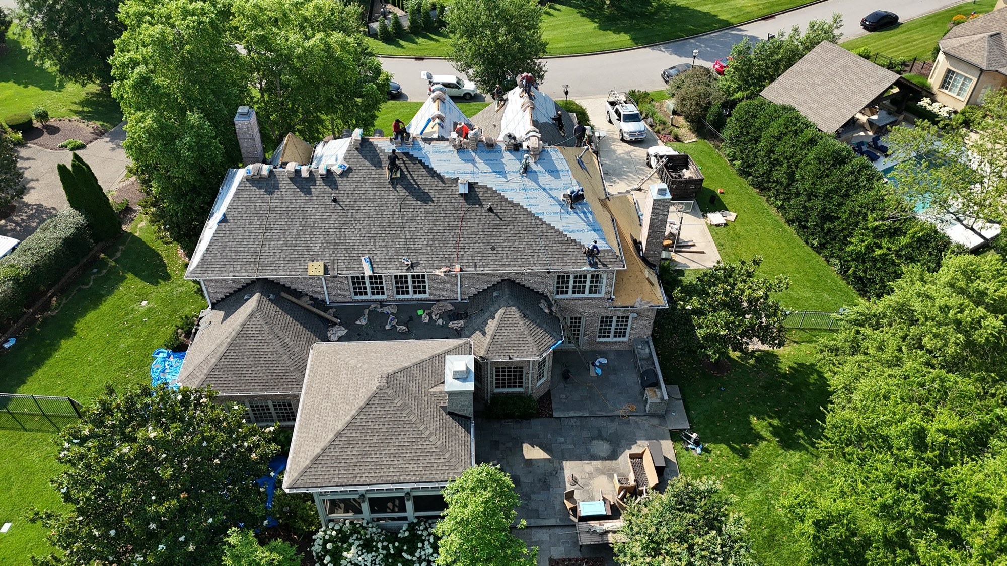 Completed architectural shingle roof — Franklin area
